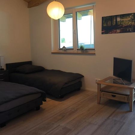 Ferienwohnung Holzgebaeude Ebersbach an der Fils Exterior foto