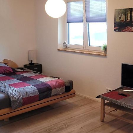 Ferienwohnung Holzgebaeude Ebersbach an der Fils Exterior foto