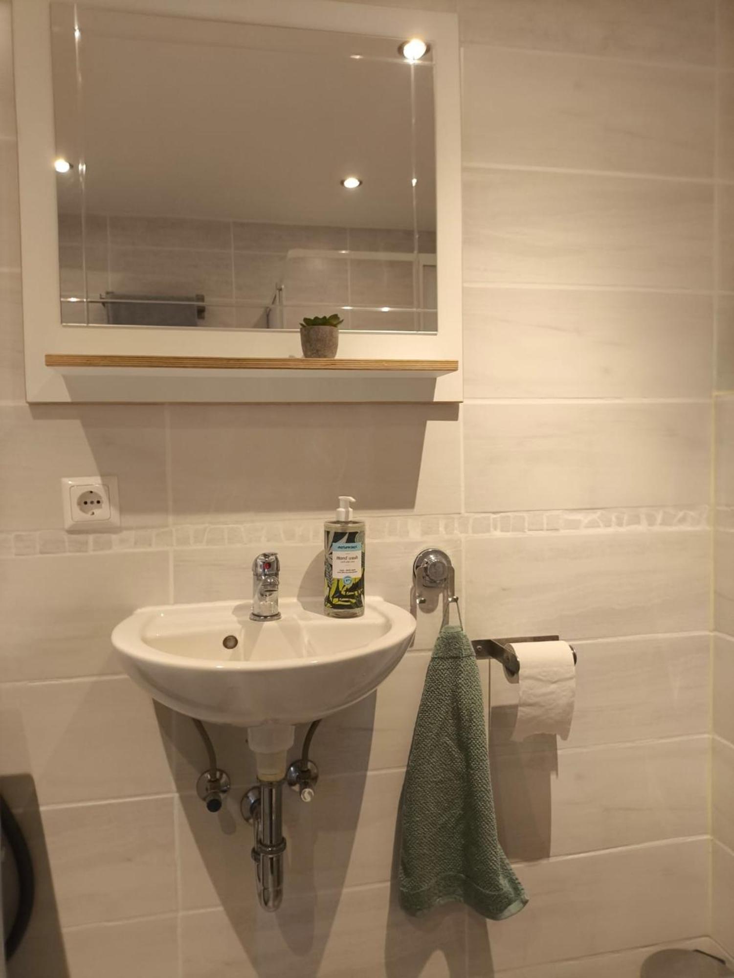 Ferienwohnung Holzgebaeude Ebersbach an der Fils Exterior foto